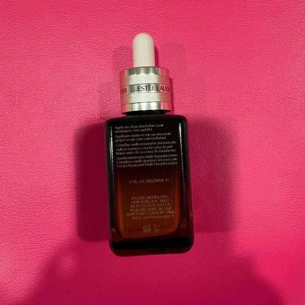 Estee Lauder Advanced Night Repair Serum - Black and Silver - Picture 2 of 3